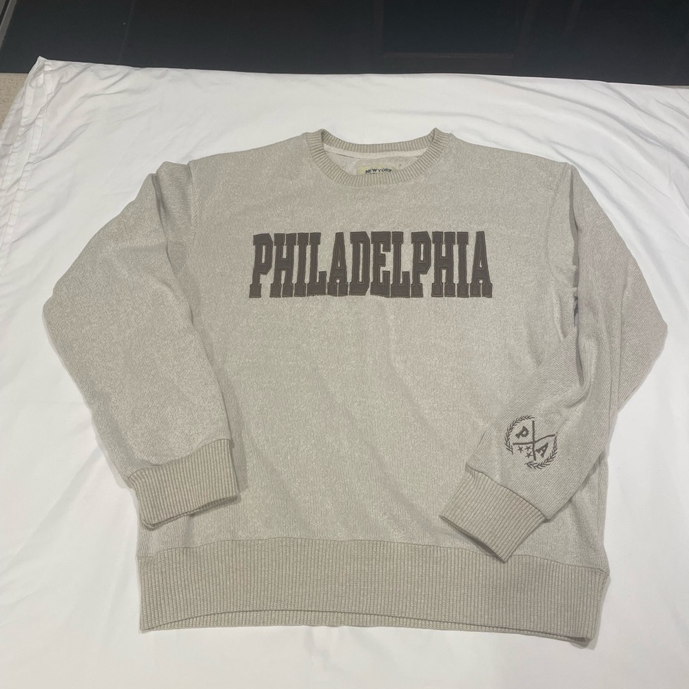 Philadelphia Sweater Large